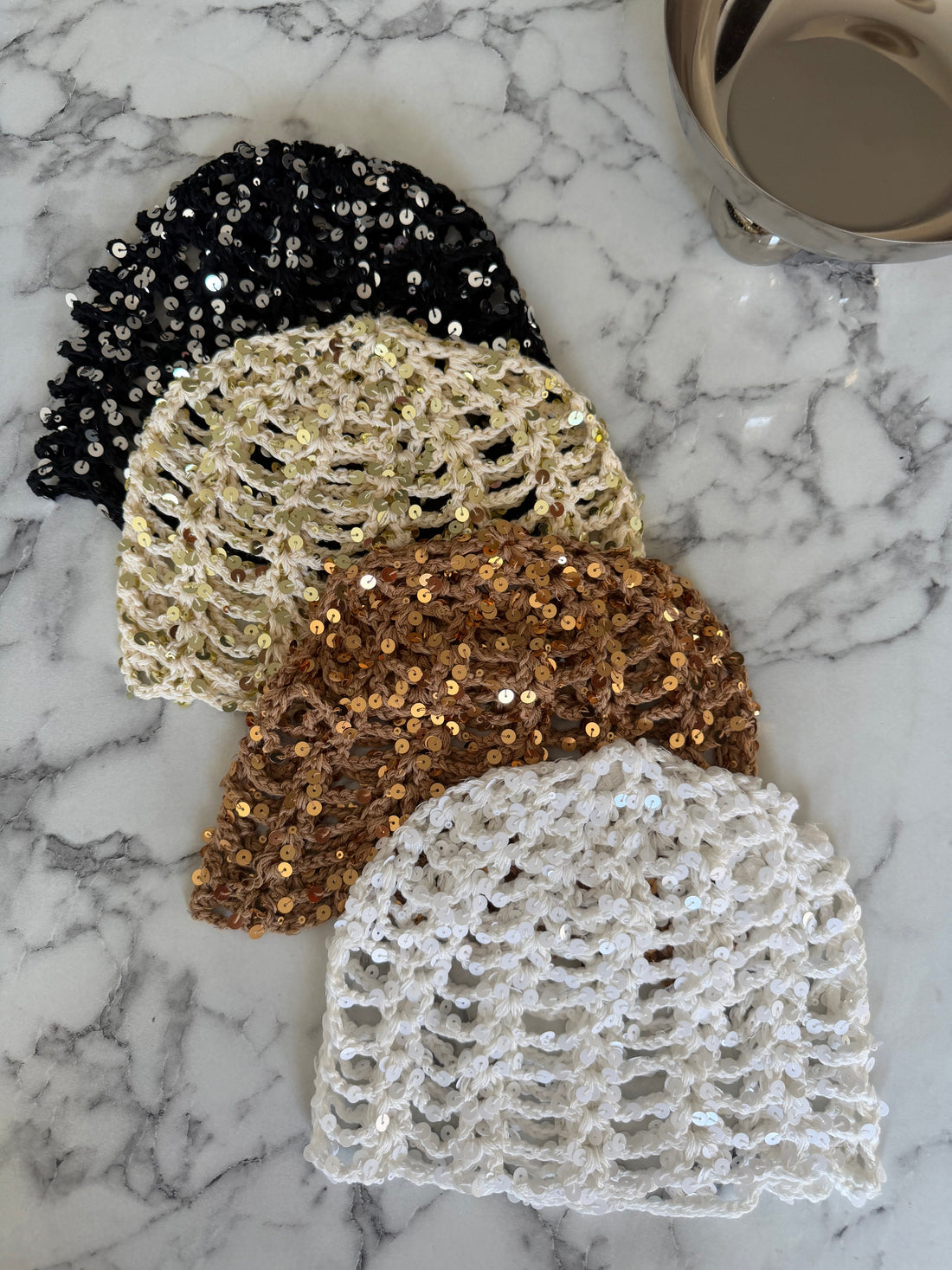 Bonnet crochet paillette beige