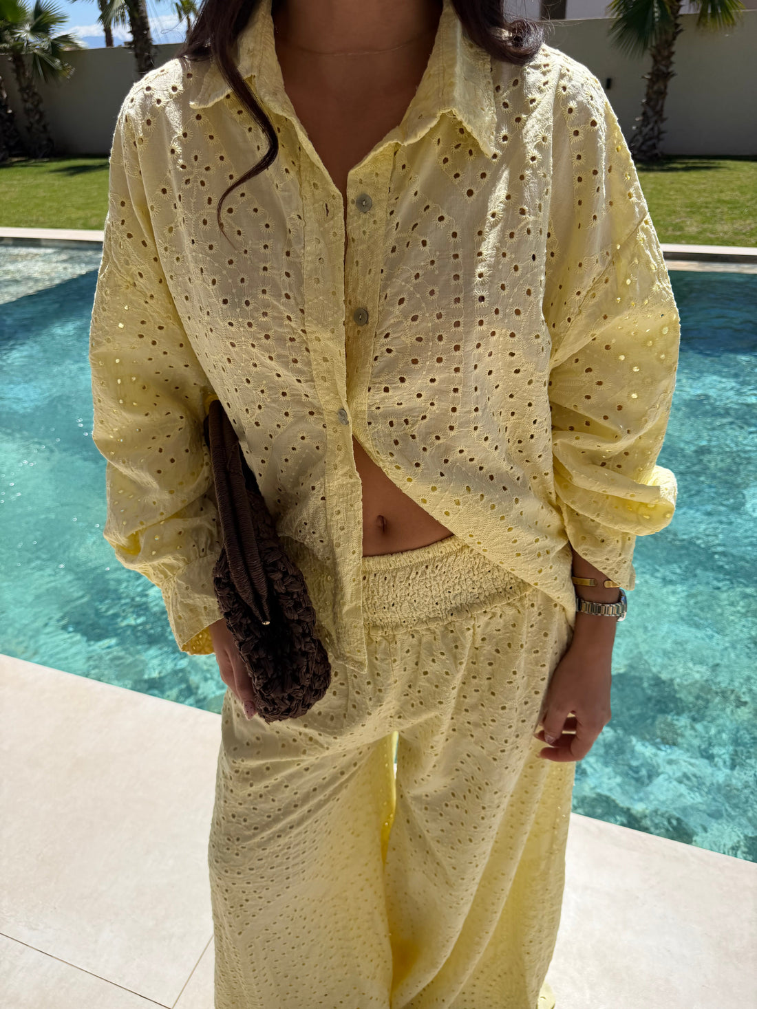 Chemise en broderie anglaise jaune