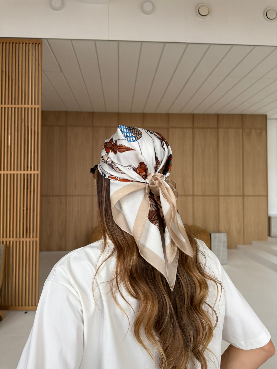Carré de soie Foulard 13